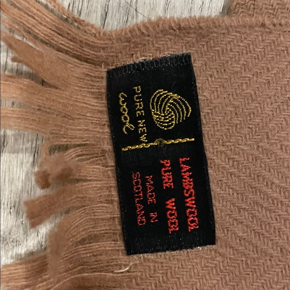 Tan Fringed Scarf NWOT - Picture 2 of 3